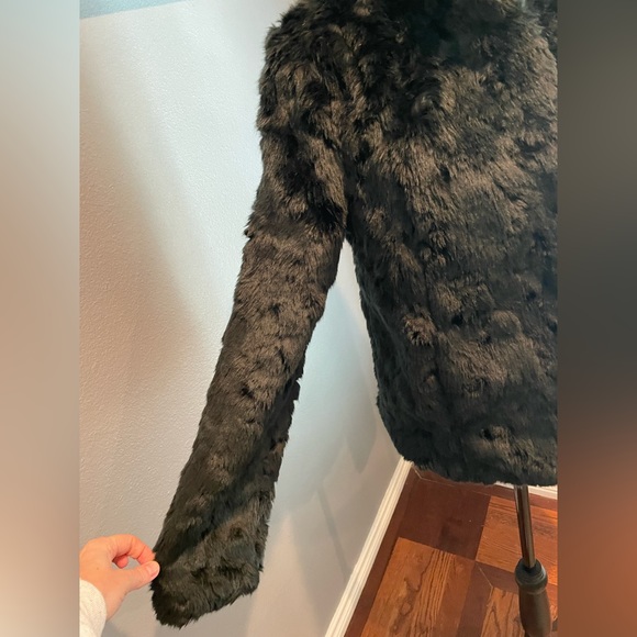Oasis Faux Fur Jacket - Picture 2 of 6